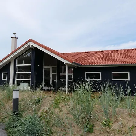 Scandinavian House For 10 *